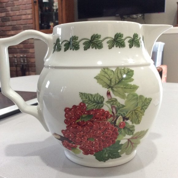 Portmeirion/The Red Currant Pitcher/Jug - Picture 2 of 6